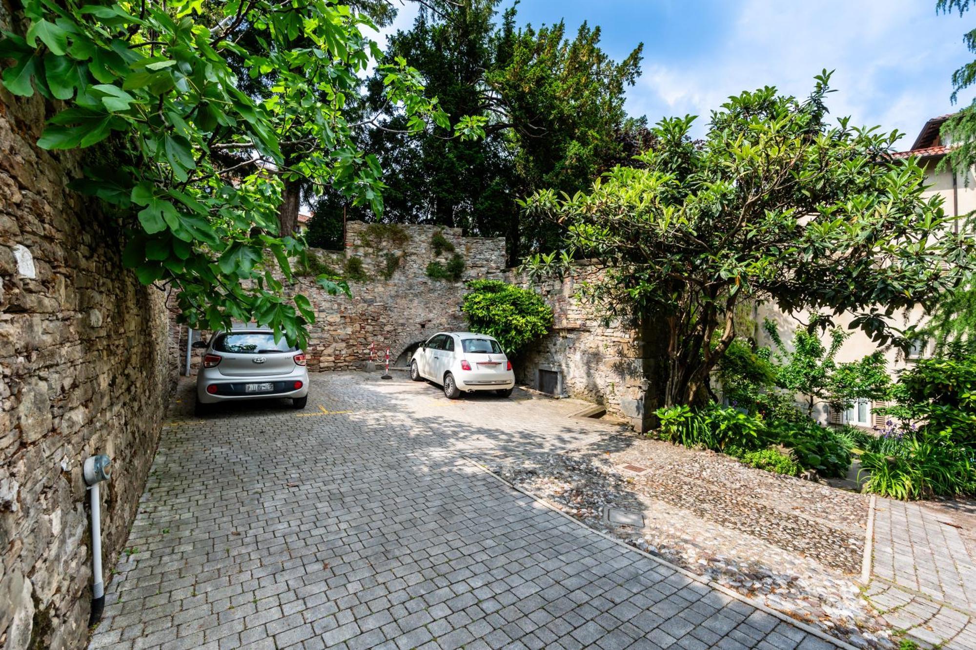 Palazzo Rivola Hotel Bergamo Bagian luar foto